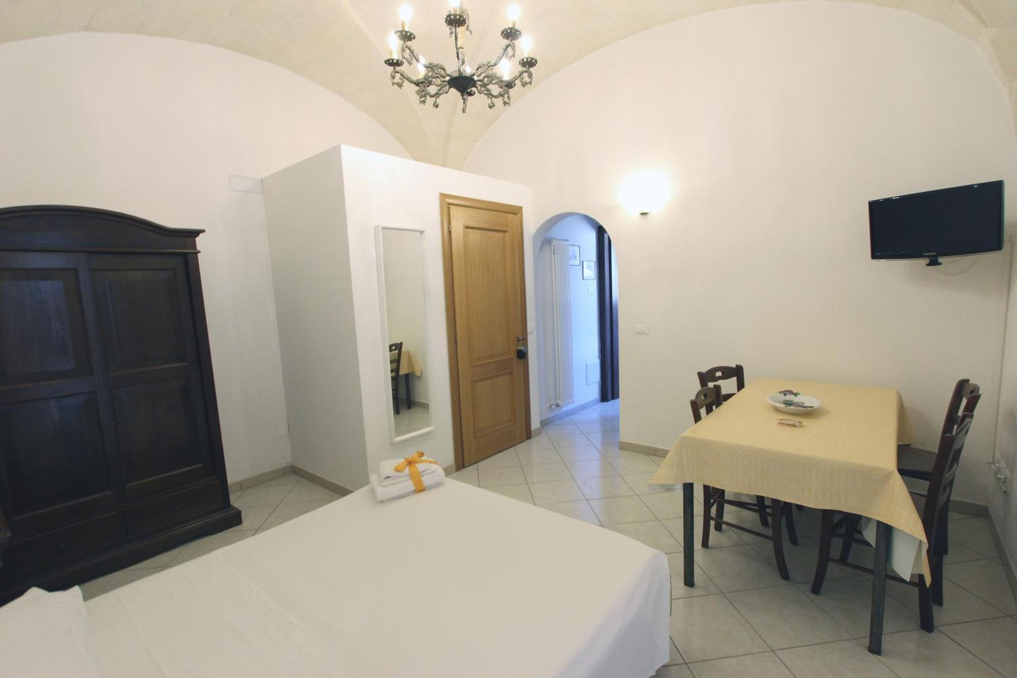 Residence Borgo Antico 디소 객실 사진